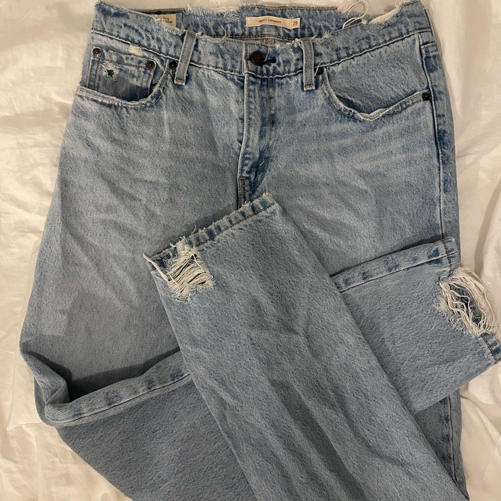 Levi middy straight size 29
